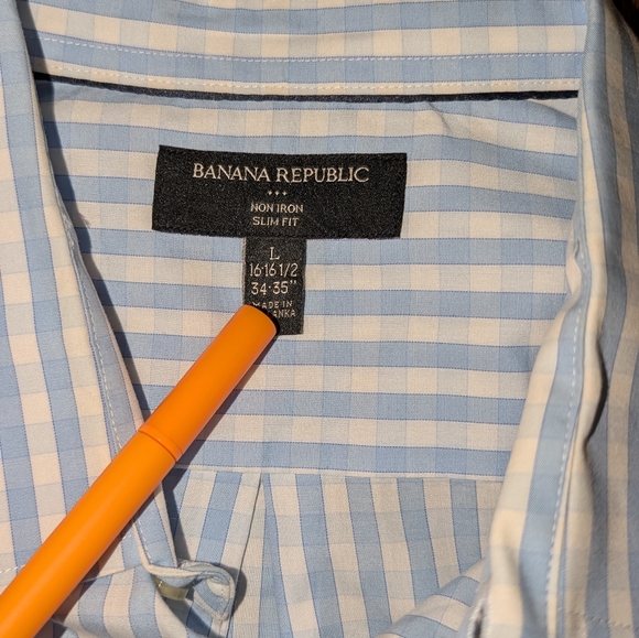 Banana Republic Non Iron Slim Fit Dress Shirt in Light Blue Gingham Plaid - Picture 4 of 7